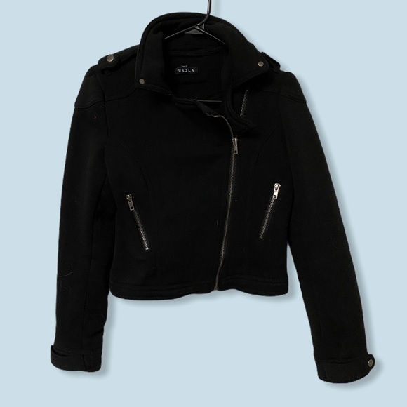 2/$20‼️ UK2LA | BLACK CROPPED JACKET